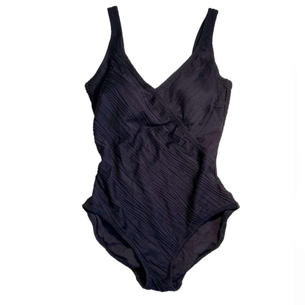 Gottex Textured Black V-neck One Piece Swimsuit--Size 10